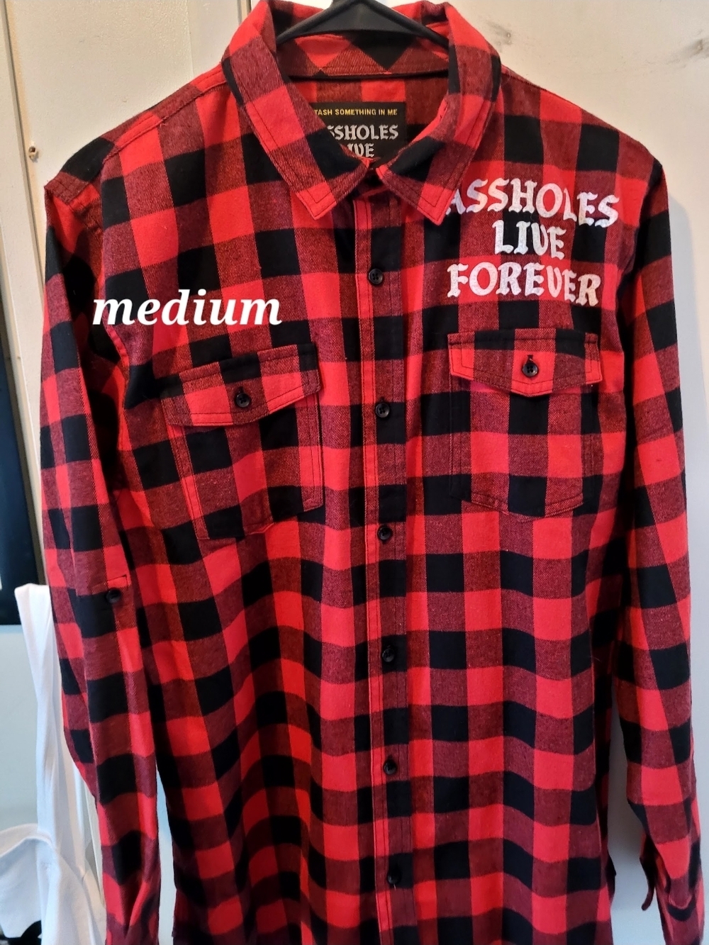 Red & Black Buffalo Plaid Button-Down Shirt with Chest Graphic - Medium